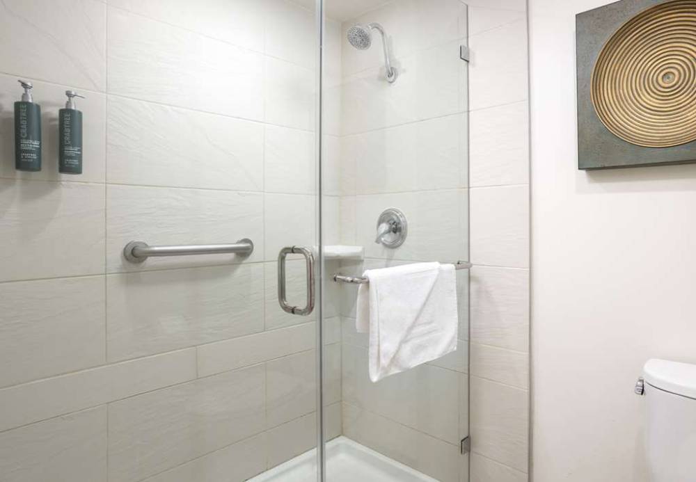 Doubletree By Hilton San Diego Bayside 9