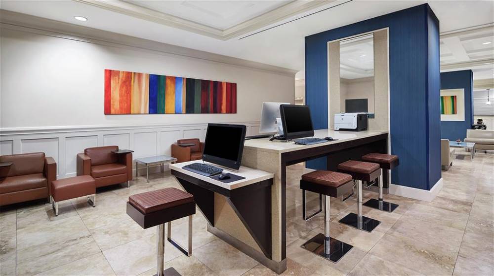Doubletree By Hilton Sunrise-sawgrass Mills 5