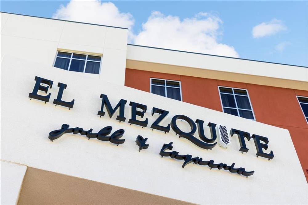Doubletree By Hilton Tucson Downtown Convention Center 7