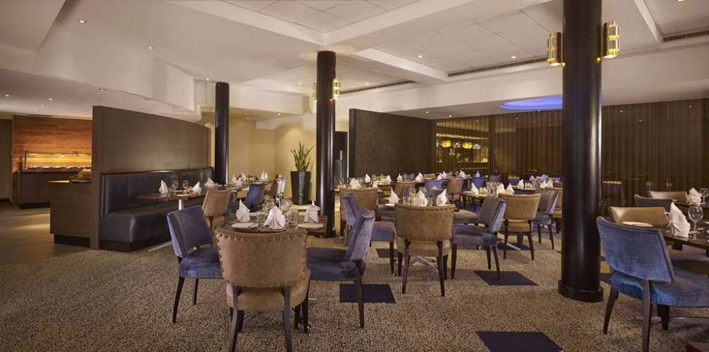 Doubletree By Hilton Woking 6