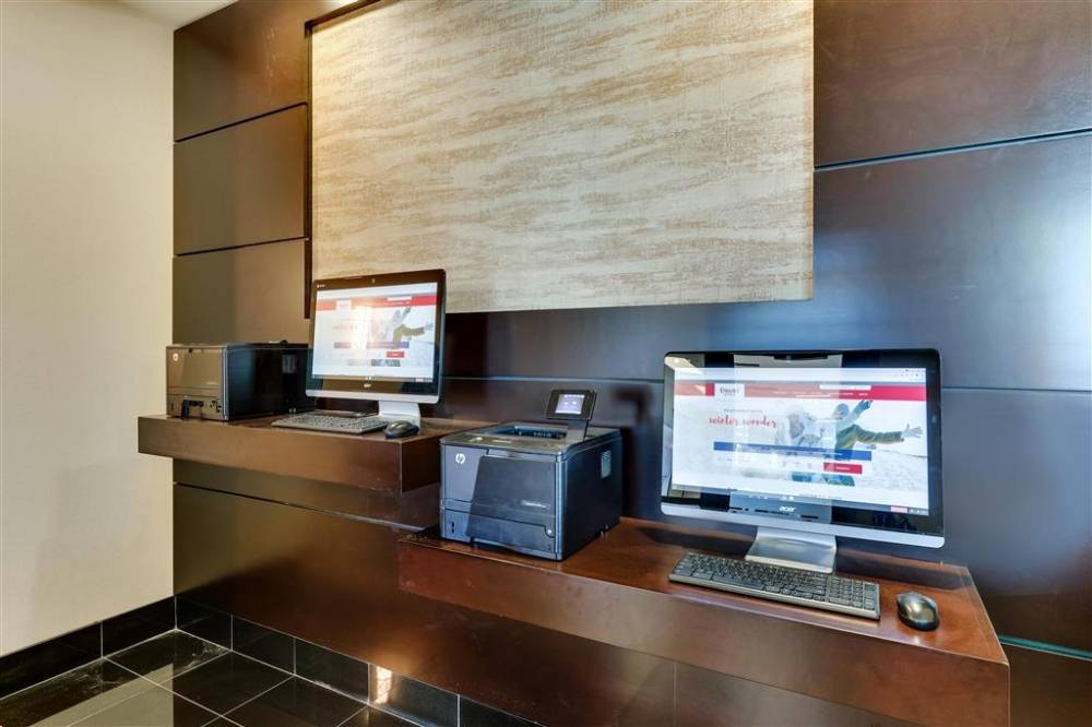 Drury Inn And Suites Orlando 3