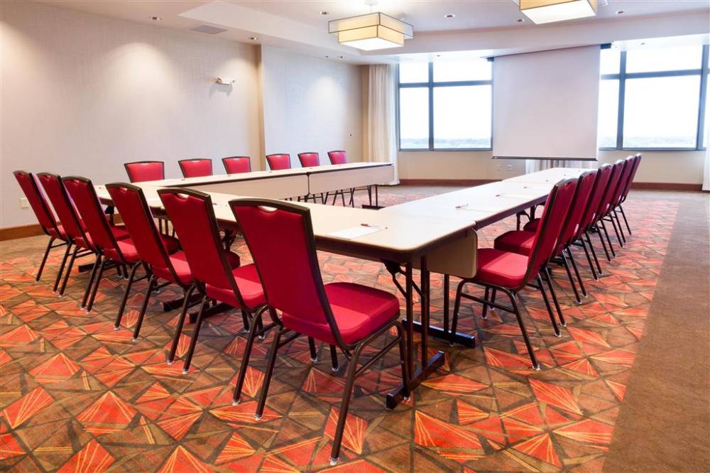 Drury Plaza Hotel Carmel 6