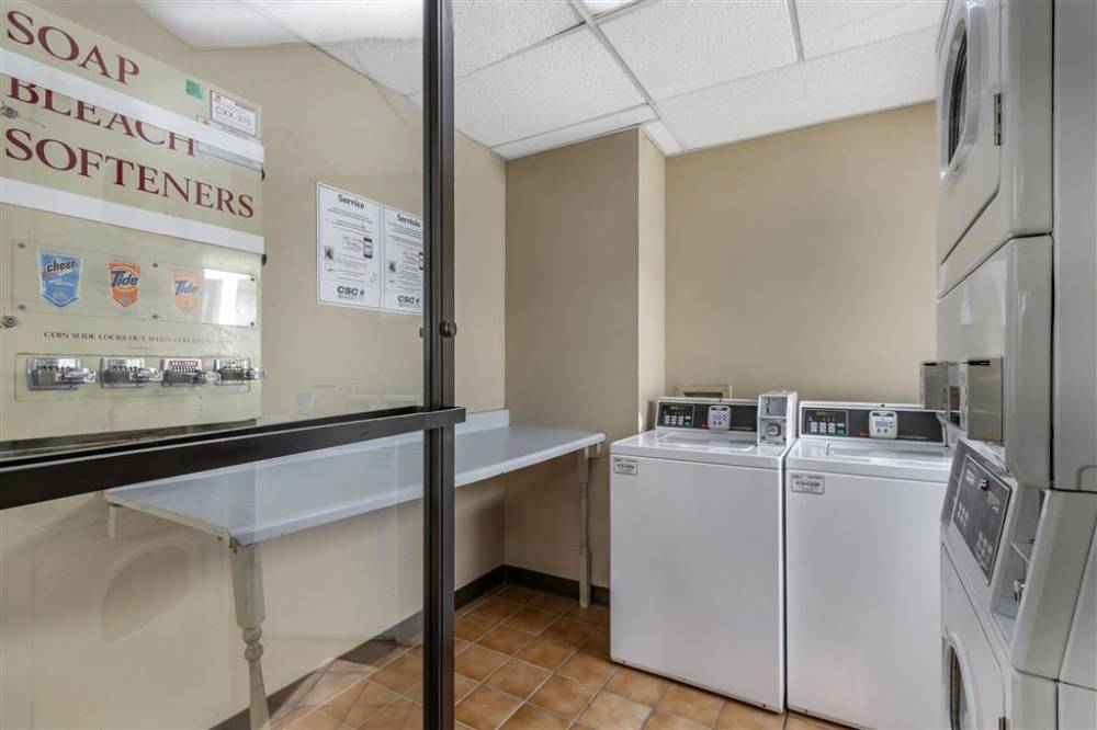 Econo Lodge Broken Arrow - Tulsa 3