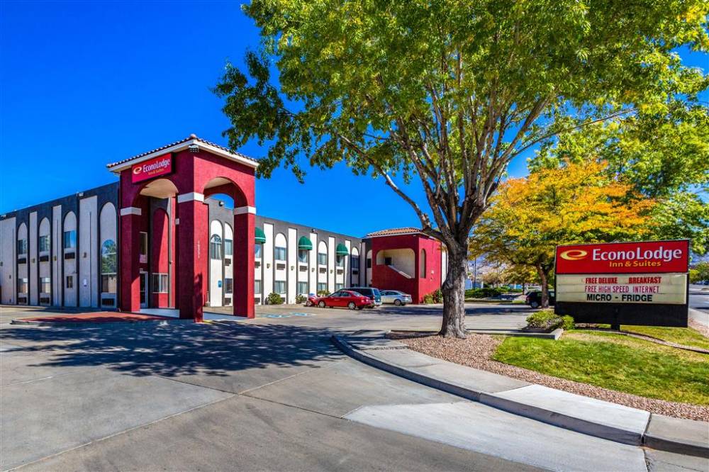 Econo Lodge Inn And Suites Albuquerque East I-40 Eubank Exit 3