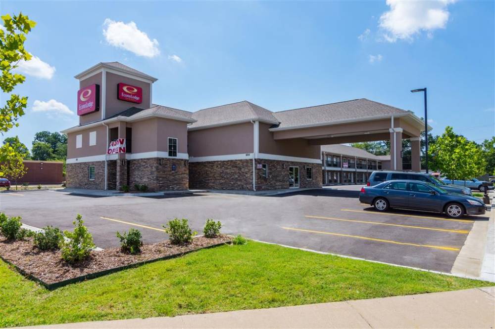 Econo Lodge Inn & Suites North Little Rock Near Riverfront 2
