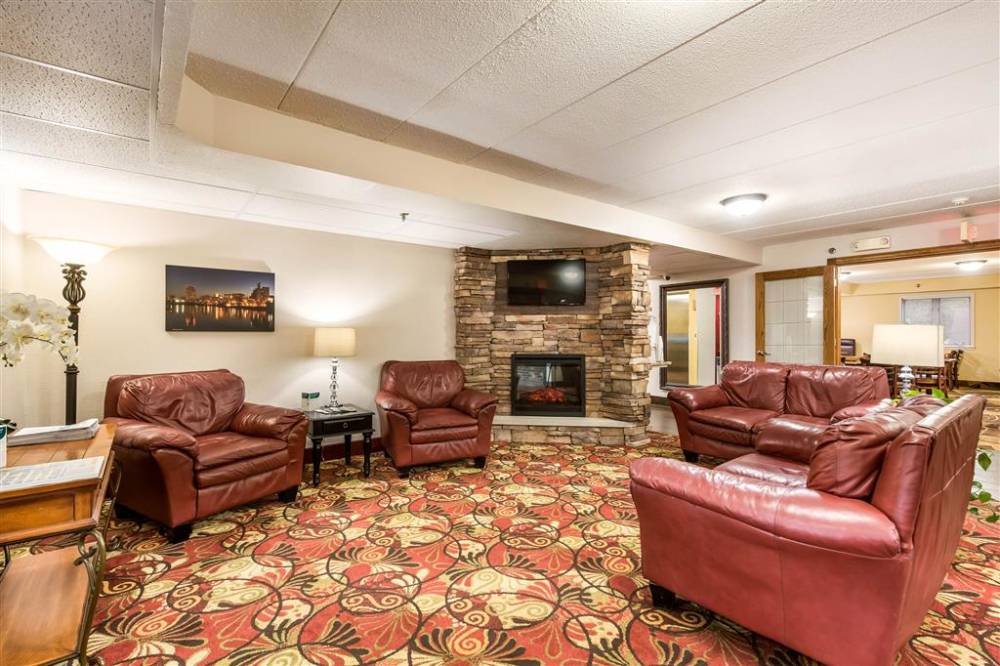 Econo Lodge Mayo Clinic Area 4