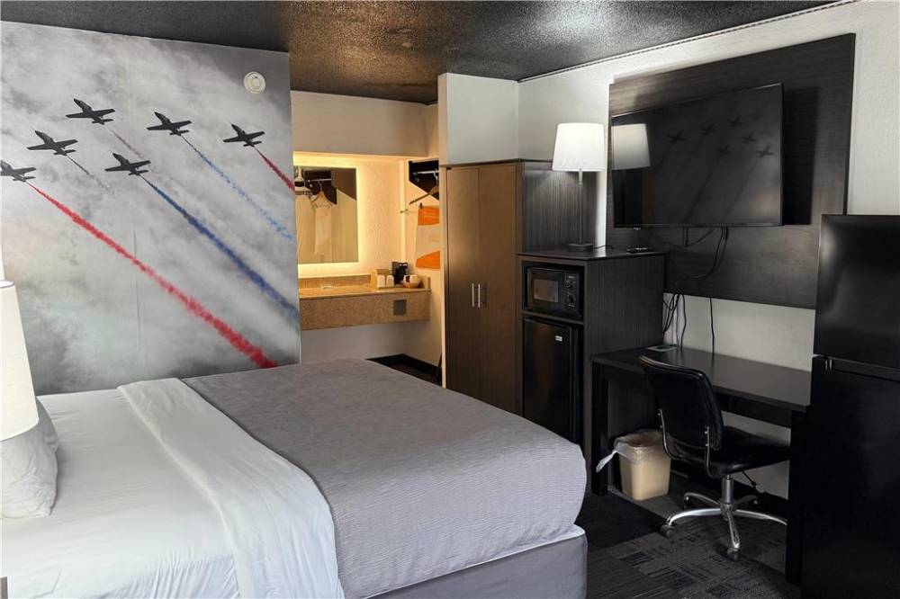 Eglin Extended Stay Hotel, A Howard Johnson By Wyndham 2