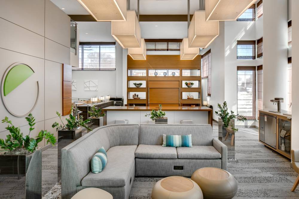 Element Omaha Midtown Crossing 10