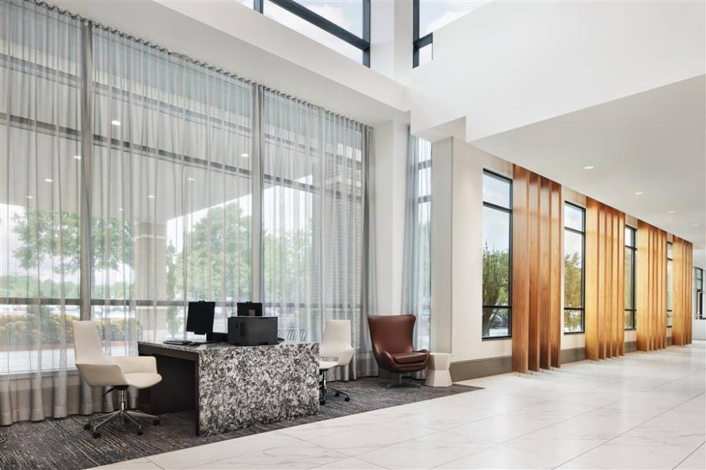 Embassy Suites By Hilton Atlanta Airport North 8