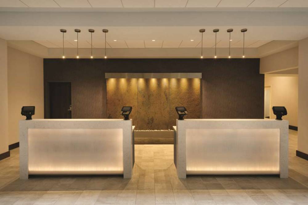 Embassy Suites By Hilton Indianapolis Downtown 5