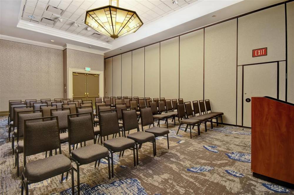 Embassy Suites By Hilton Omaha-downtown-old Market 2