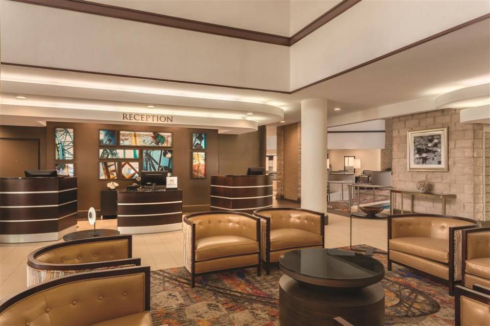 Embassy Suites By Hilton Orlando International Dr Icon Park 4