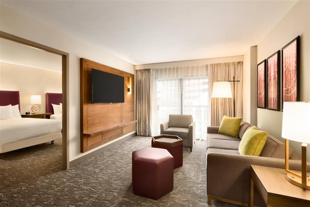 Embassy Suites By Hilton Phoenix Downtown North 10