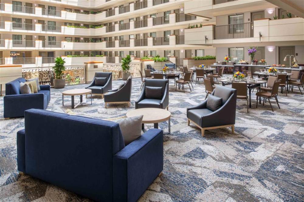 Embassy Suites By Hilton Sacramento Riverfront Promenade 2