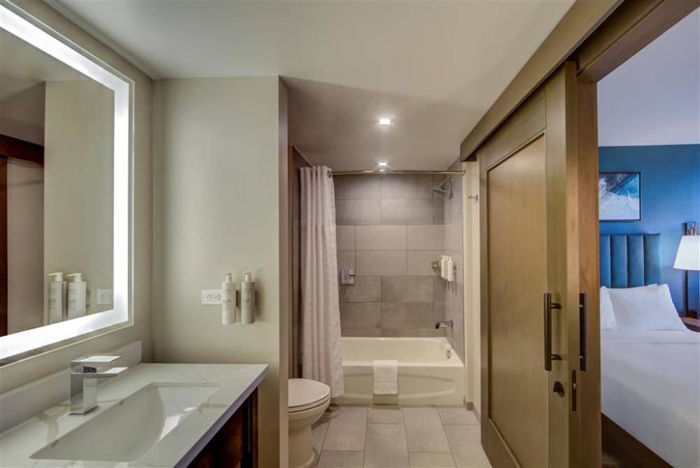 Embassy Suites By Hilton Virginia Beach Oceanfront Resort 9