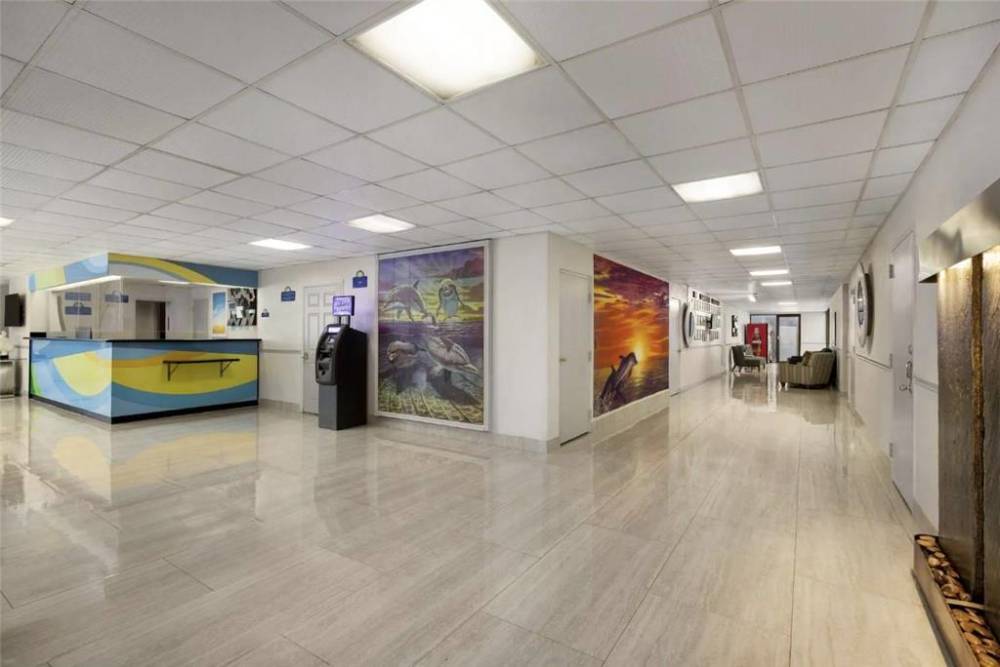 Envision Hotel Miami International Airport 4