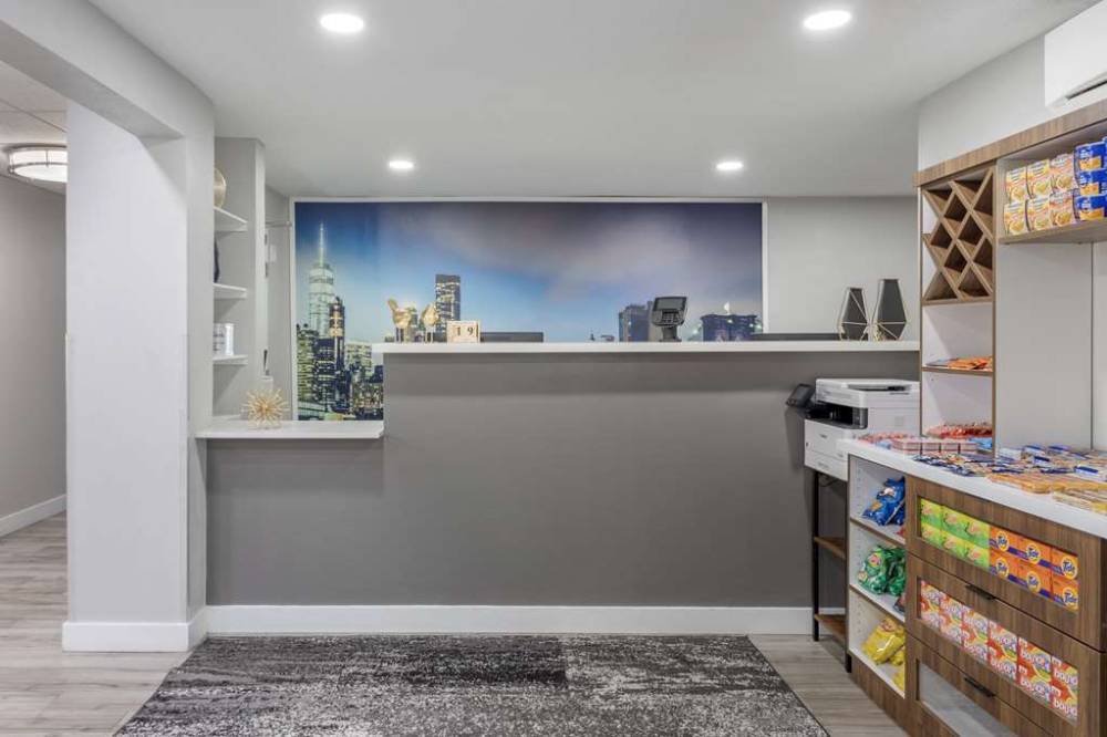 Executive Residency By Best Western Philadelphia-willowgrove 4