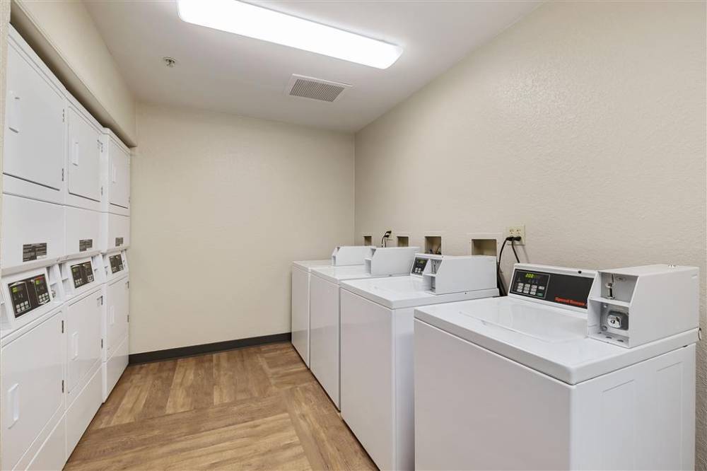 Extended Stay America Prem Stes Coral Ga 3
