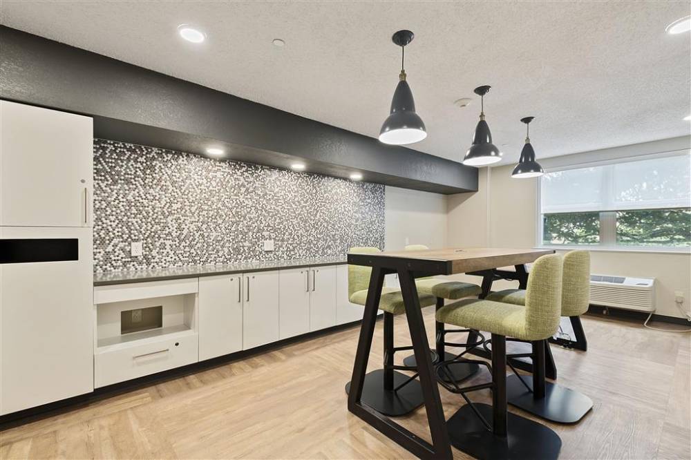 Extended Stay America Prem Stes Coral Ga 5
