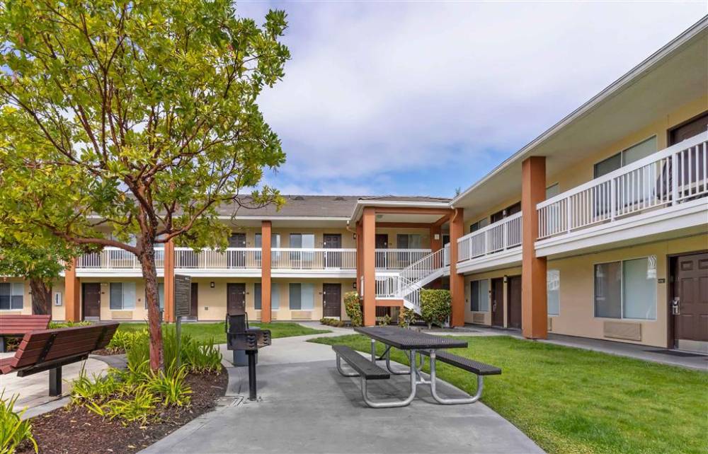 Extended Stay America San Mate 4