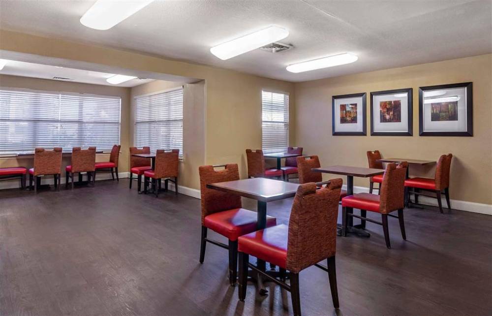 Extended Stay America Westshor 6