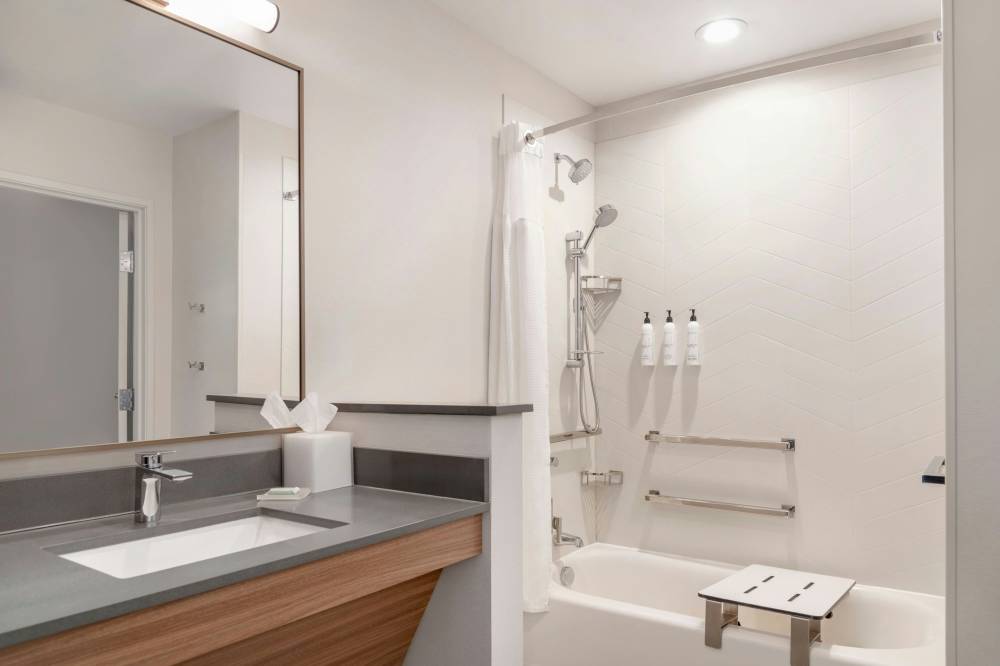 Fairfield By Marriott Inn And Suites Detroit Taylor 8