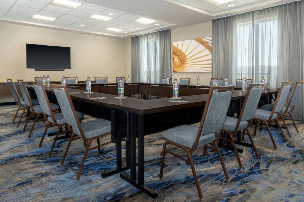 Fairfield By Marriott Inn And Suites Kansas City At The Legends 5