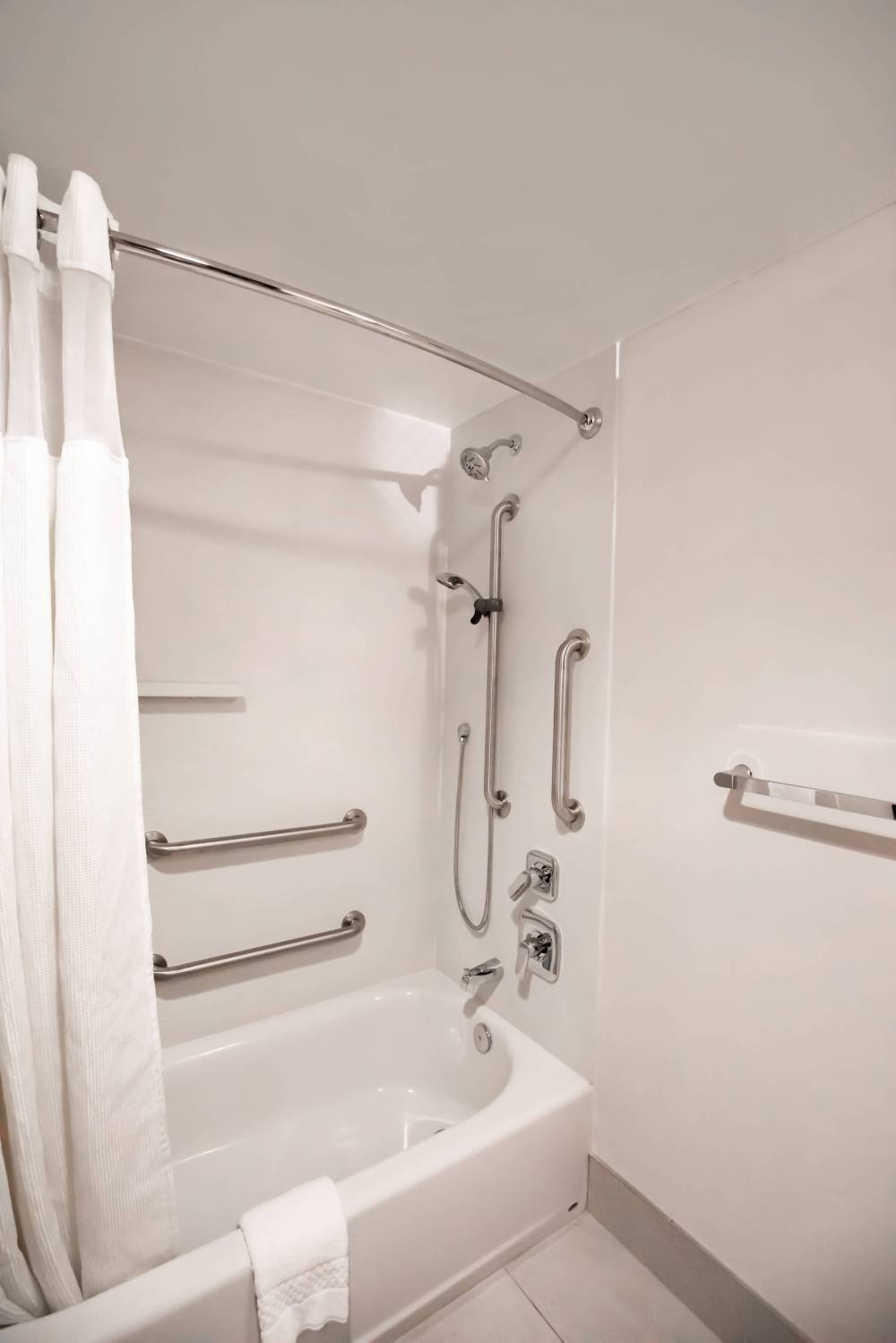 Fairfield By Marriott Inn And Suites Louisville Airport 6