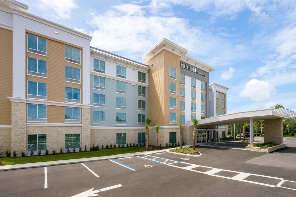 Fairfield By Marriott Inn And Suites Orlando At Millenia 3