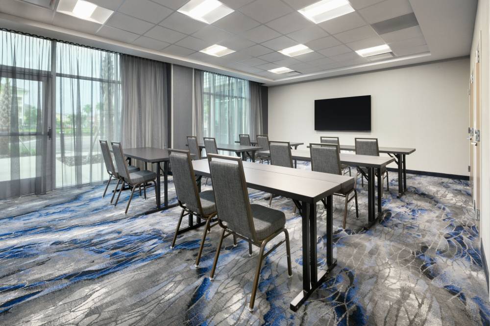 Fairfield By Marriott Inn And Suites Orlando At Millenia 9