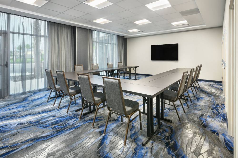 Fairfield By Marriott Inn And Suites Orlando At Millenia 8