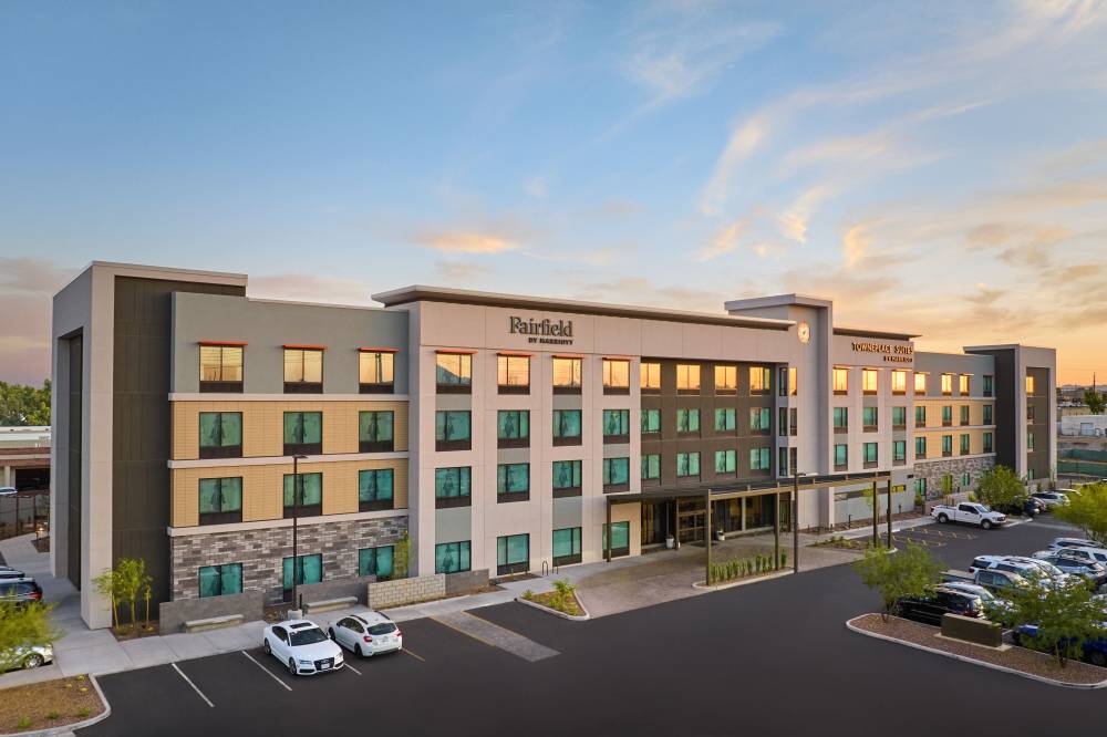 Fairfield Inn & Suites Tempe Exterior