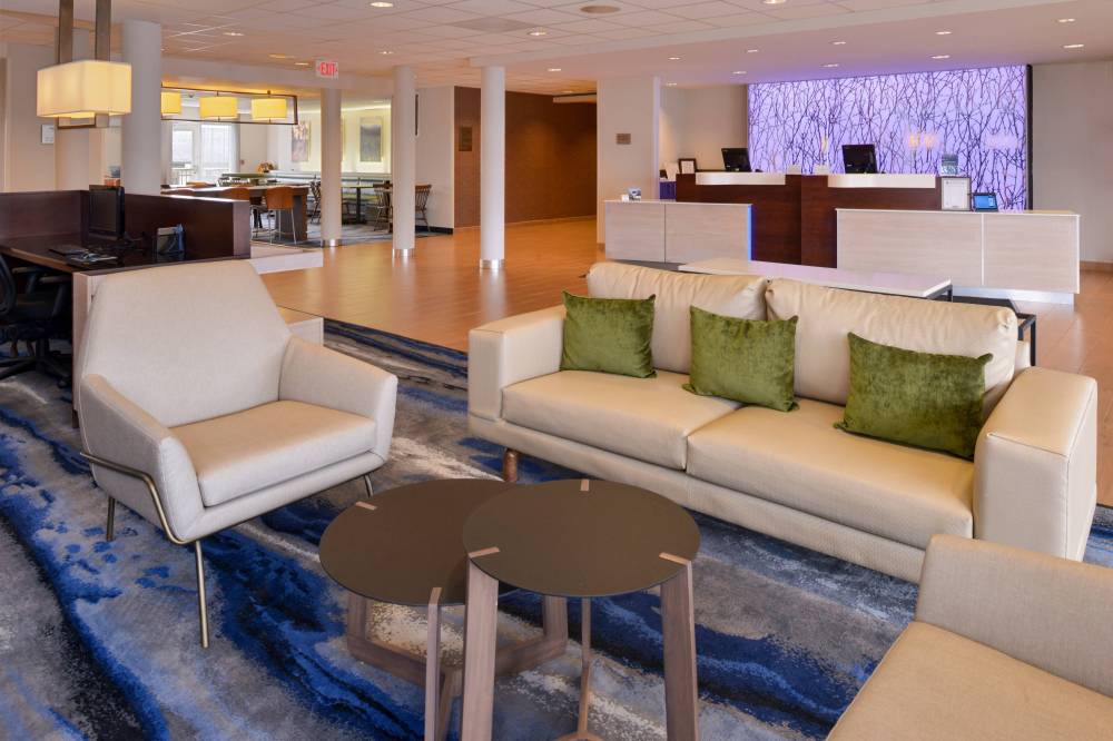 Fairfield Inn And Suites By Marriott Cedar Rapids 8