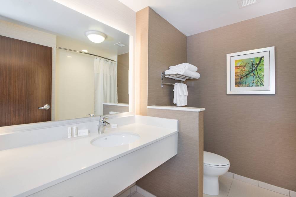 Fairfield Inn And Suites By Marriott Dayton 2