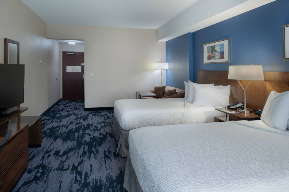 Fairfield Inn And Suites By Marriott Dayton Troy 7