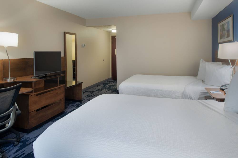 Fairfield Inn And Suites By Marriott Dayton Troy 9