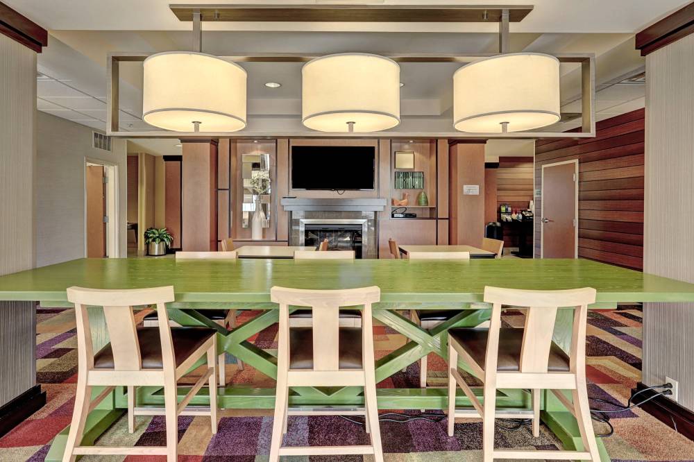 Fairfield Inn And Suites By Marriott Edison-south Plainfield 9
