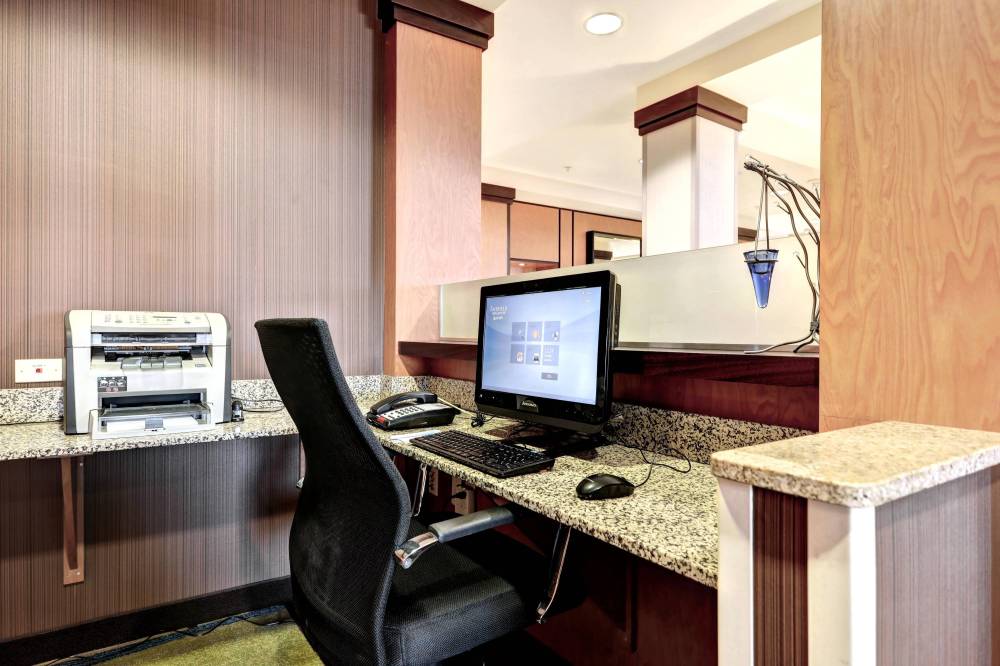 Fairfield Inn And Suites By Marriott Edison-south Plainfield 4