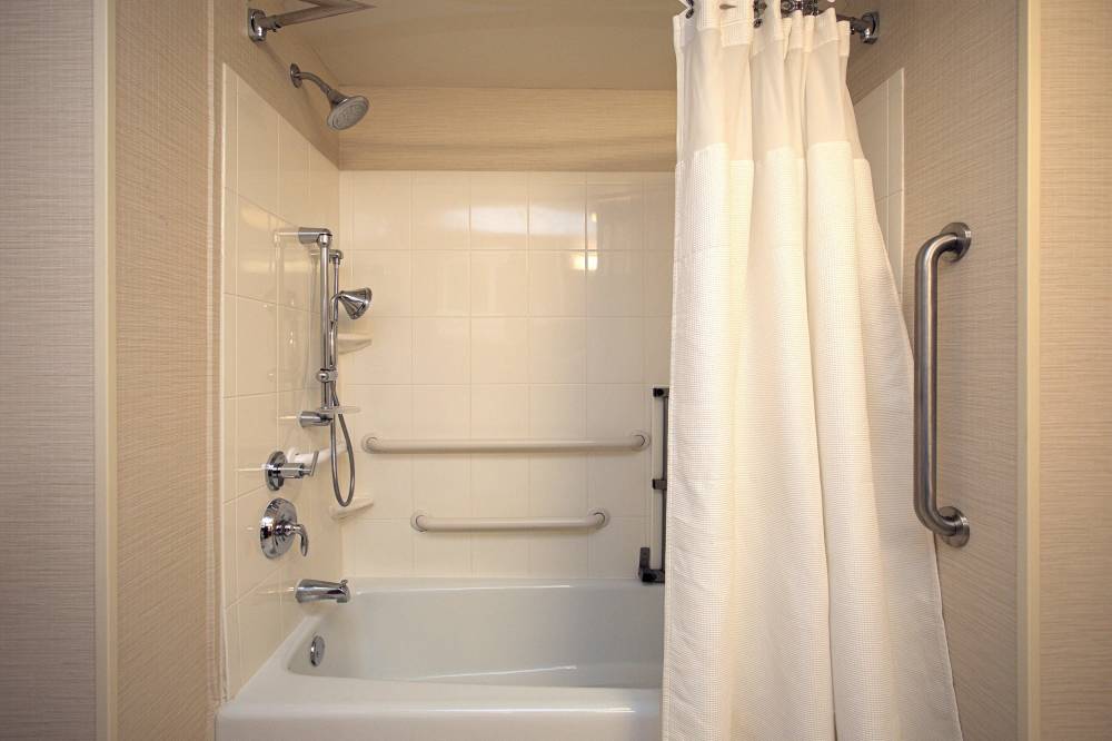 Fairfield Inn And Suites By Marriott Edison-south Plainfield 3