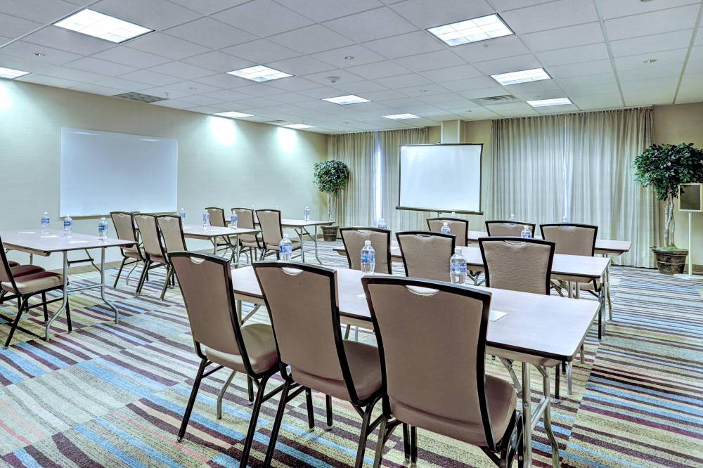 Fairfield Inn And Suites By Marriott Edison-south Plainfield 10