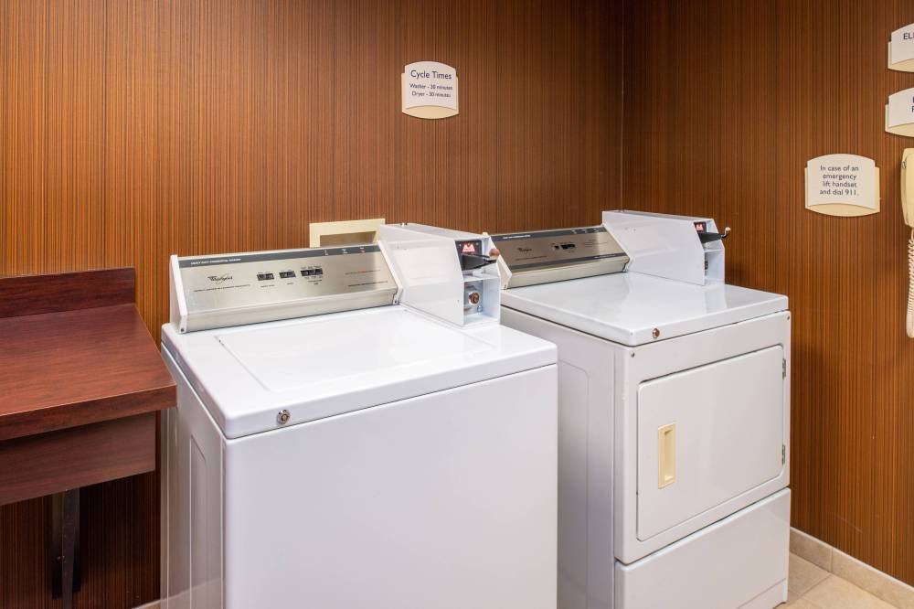 Fairfield Inn And Suites By Marriott Greensboro Wendover 3