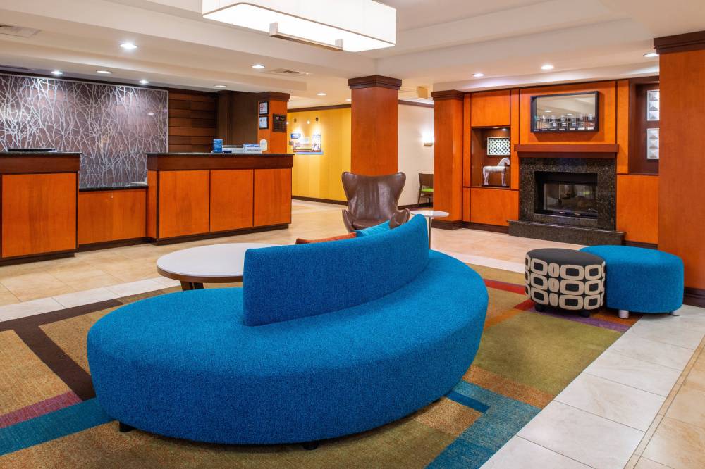 Fairfield Inn And Suites By Marriott Greensboro Wendover 9