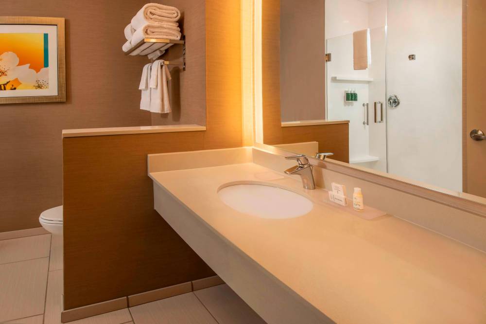 Fairfield Inn And Suites By Marriott Harrisburg International Airport 3