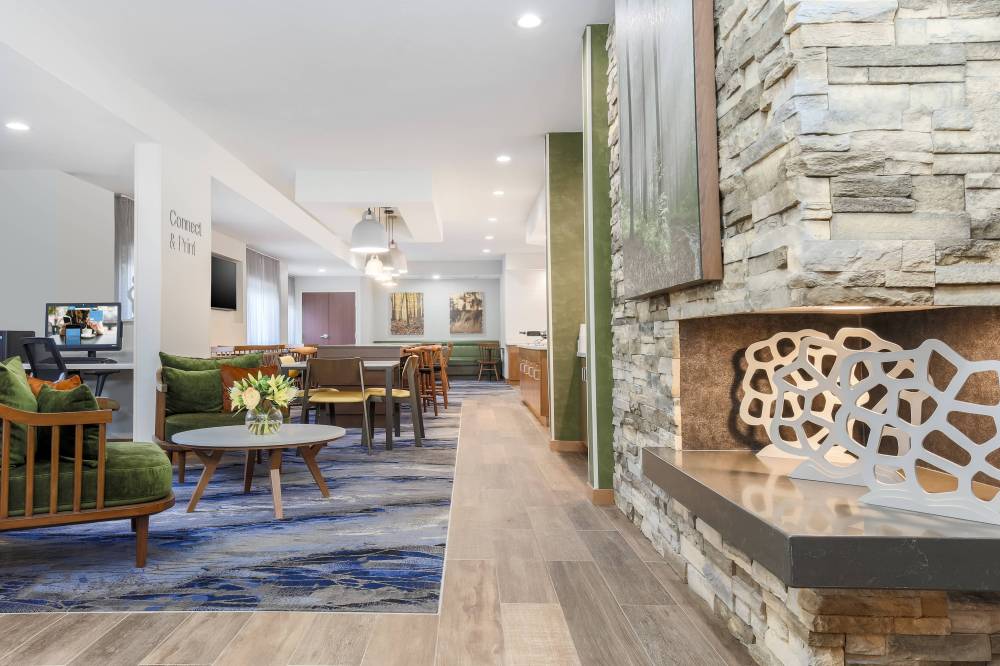 Fairfield Inn And Suites By Marriott Houston Humble 8
