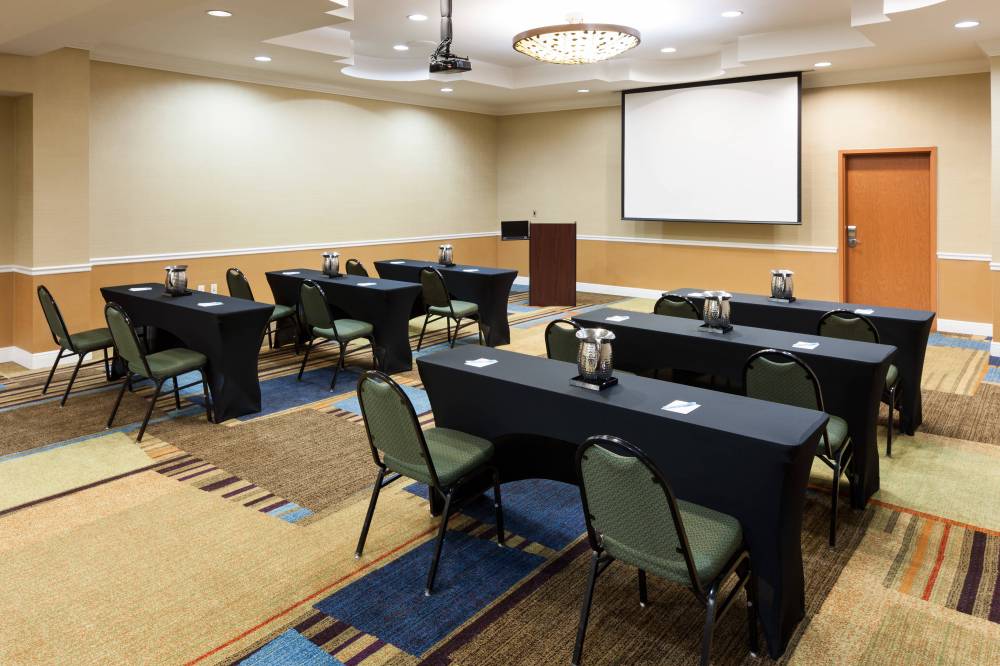 Fairfield Inn And Suites By Marriott Jacksonville Butler Boulevard 6