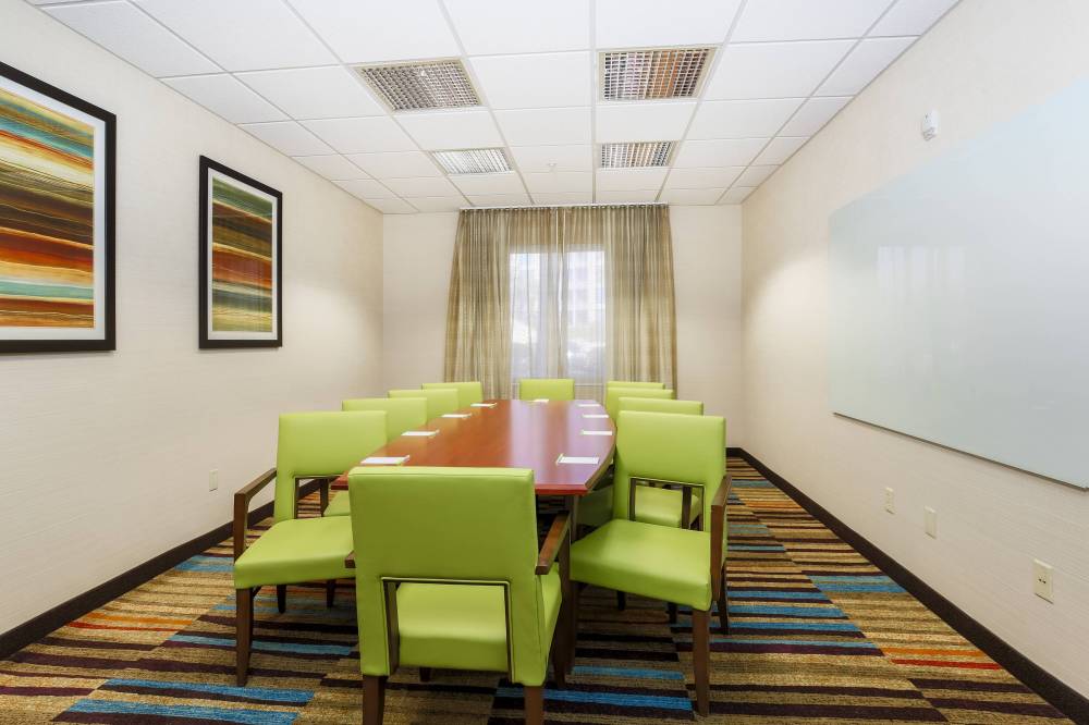 Fairfield Inn And Suites By Marriott Las Vegas South 10