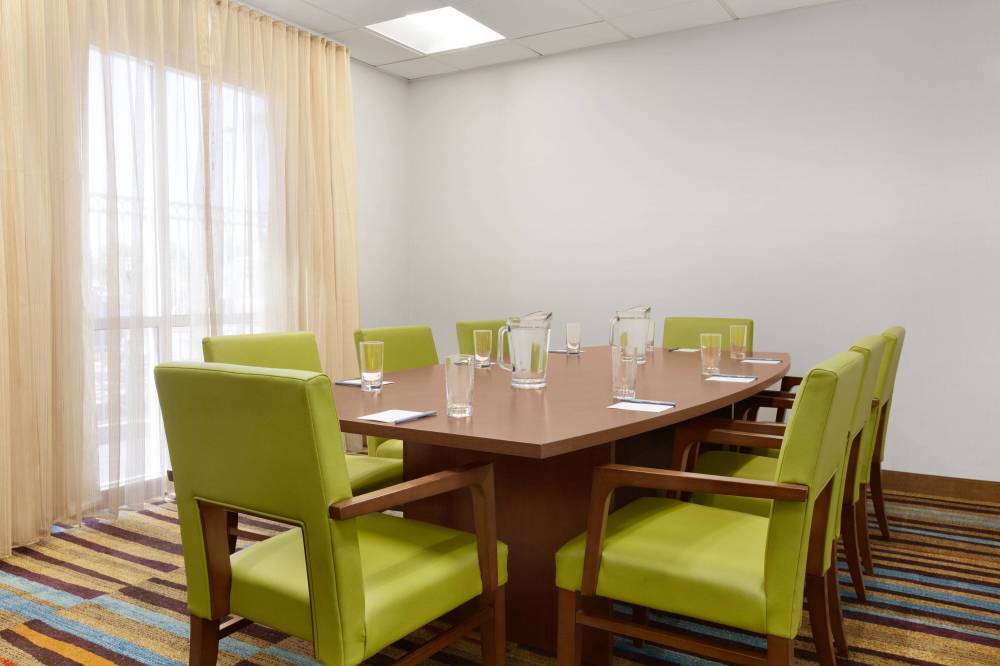 Fairfield Inn And Suites By Marriott Las Vegas South 9