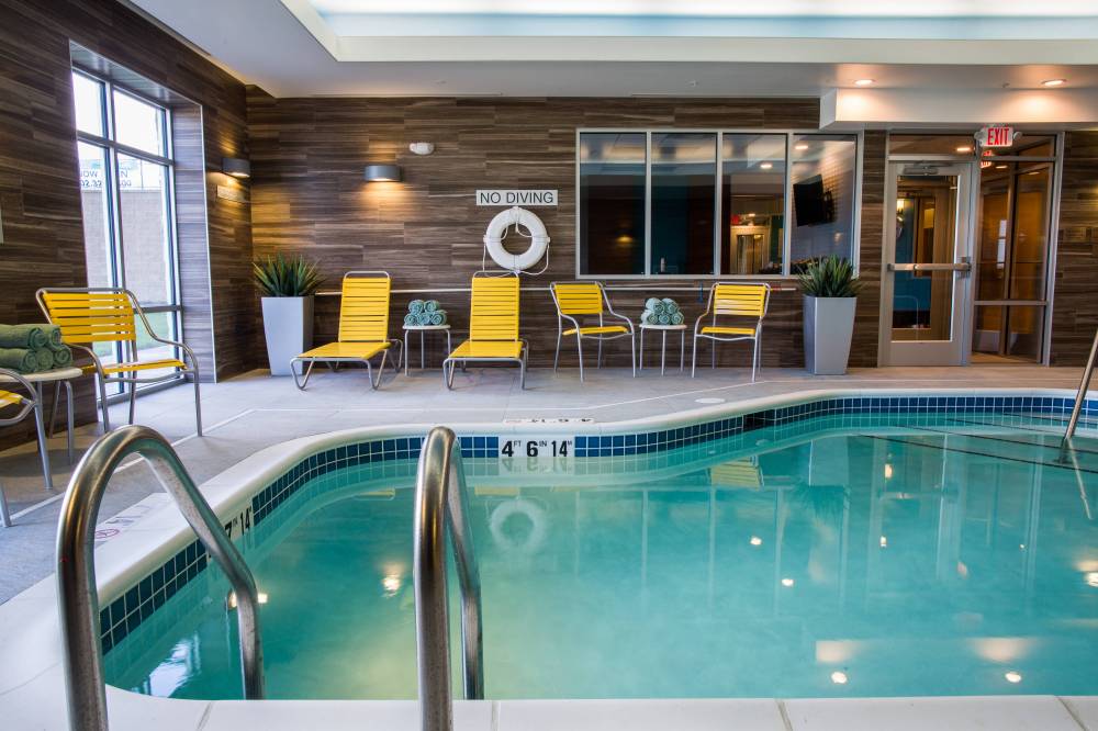 Fairfield Inn And Suites By Marriott Lincoln Southeast 7