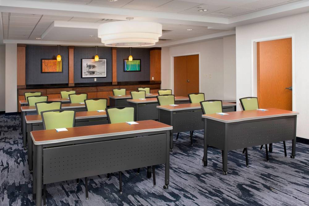 Fairfield Inn And Suites By Marriott Miami Airport South 9