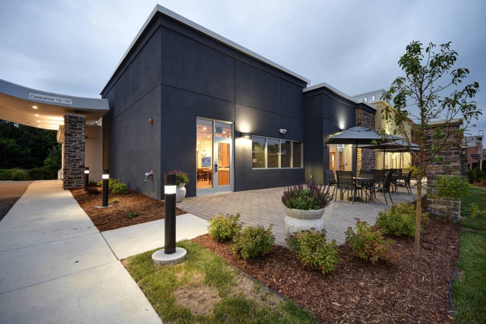 Fairfield Inn And Suites By Marriott Milwaukee North 6